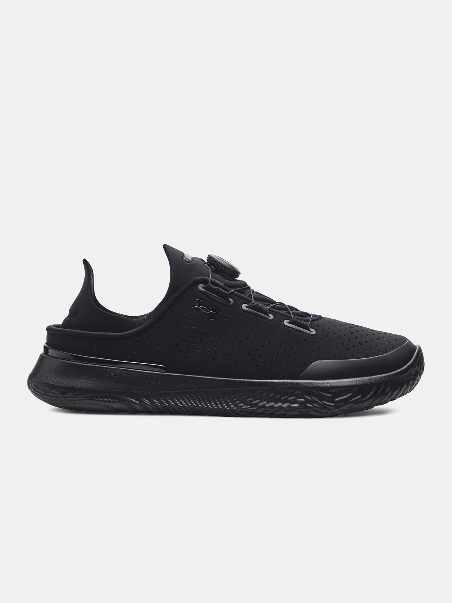 All black under armour trainers online