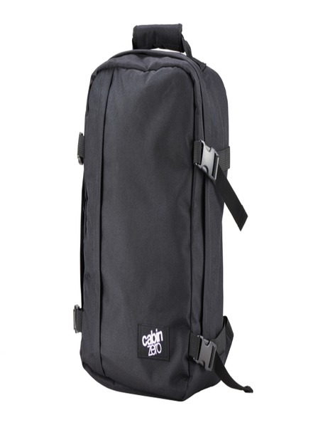 CabinZero Classic Absolute Black (28L) Rucksack