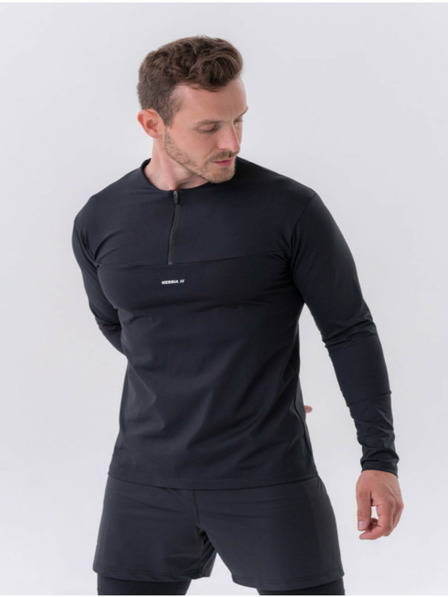 Nebbia Layer Up T-Shirt