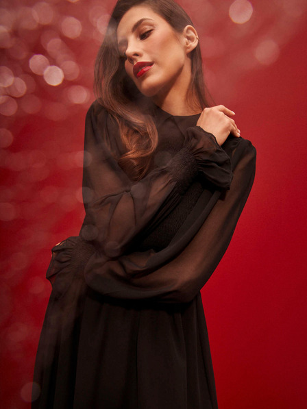 Moodo Schwarzes Damenkleid mit Rüschenärmeln Moodo