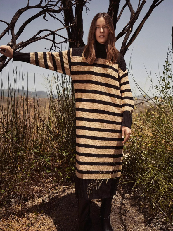 Moodo Damen-Rollkragenkleid Moodo
