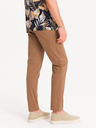 Ombre Clothing Braune Herren-Chinohose mit Ziergürtel Ombre Clothing