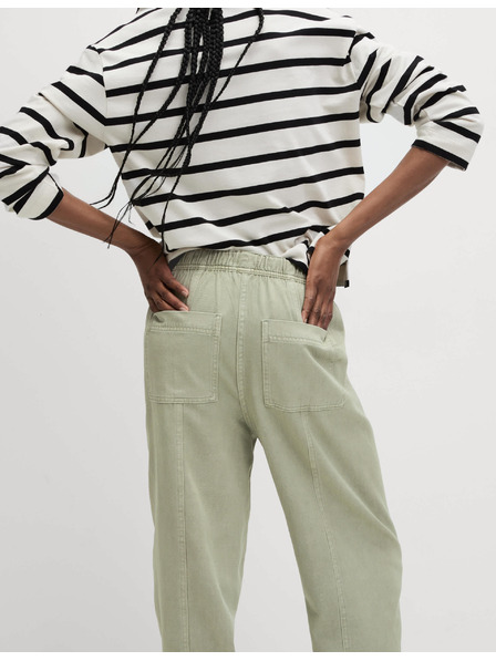 Marks & Spencer Gefärbte Stretch-Hose in schmaler Passform mit Kordelzug Marks & Spencer grün