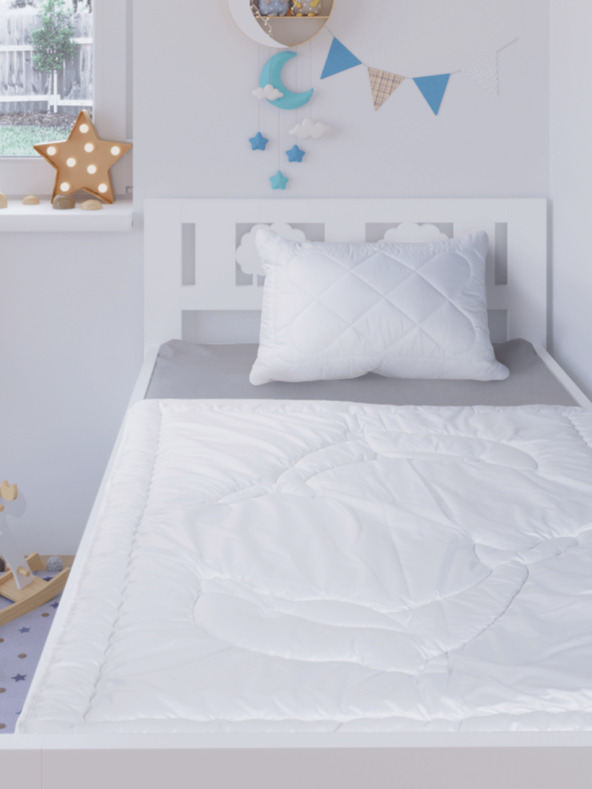 Kvalitex Sommerliche Babydecke und Babybettchen weiß Kvalitex