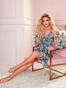 numoco Chiffonkleid mit Bindebandausschnitt - rosa Blumen auf grünem Hintergrund Numoco MONICA