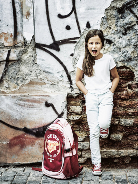 BAAGL  Supergirl Schulrucksack mit Poncho - STAY CALM