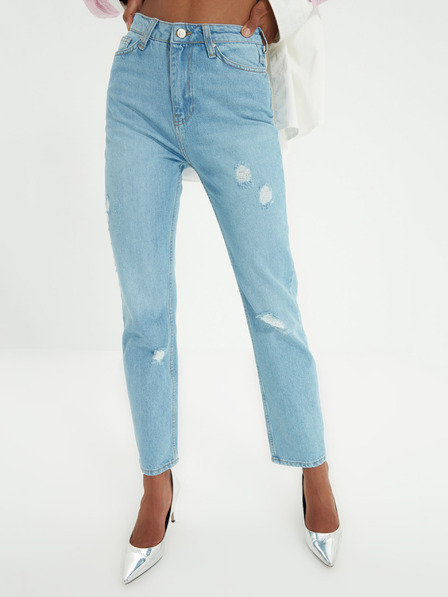 Trendyol Hellblaue Mom Fit Jeans mit Ripped-Effekt Trendyol