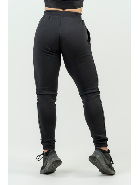 Nebbia NEBBIA Damen Loose Fit Jogginghose Signature INTENSE 846 Nebbia