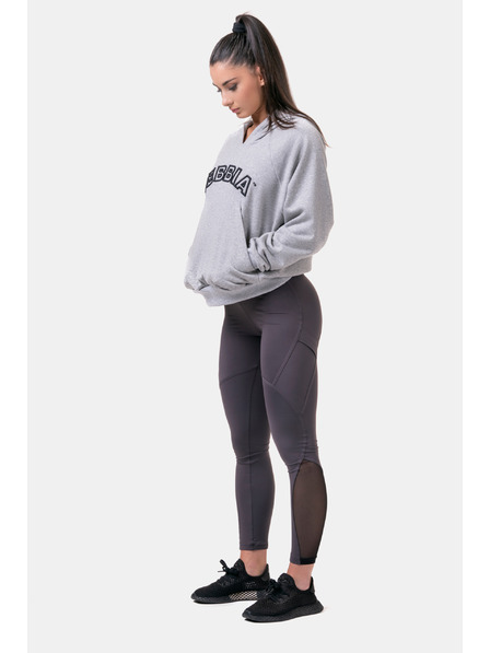 Nebbia Ikonischer HERO-Kapuzenpullover 581 Nebbia