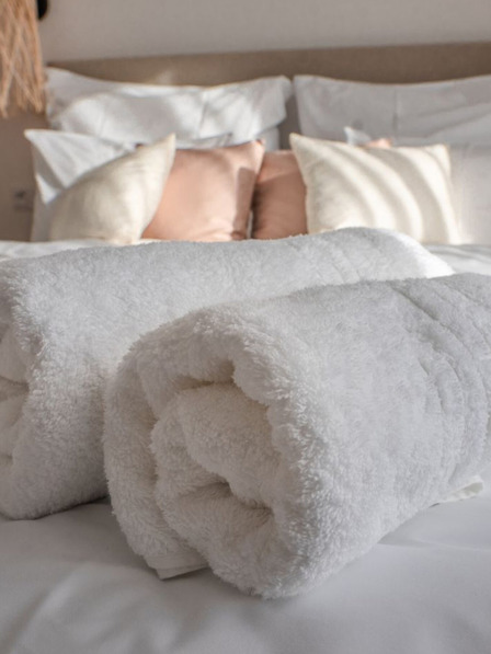 Kvalitex Frottee-Handtuch 70x140cm Hotel weiß 450g/m2